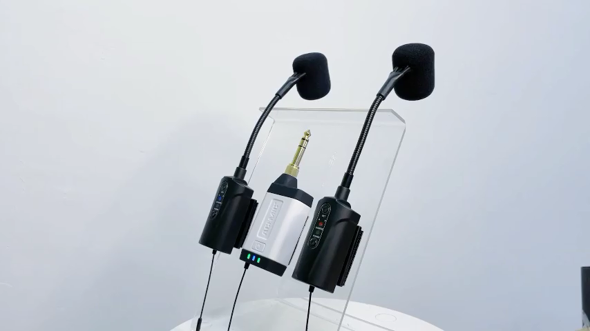 Q2/AT-5 Wireless Accordion Microphone